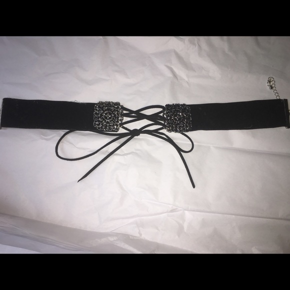 Choker - Picture 1 of 1